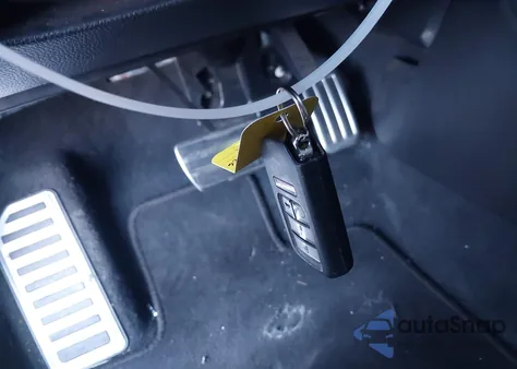 2022 Honda Accord Hybrid Sport from USA, damaged, VIN 1HGCV3F27NA014182